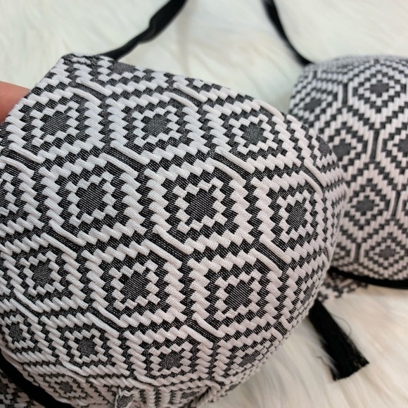 NWOT Shade & Shore Push-up Padded Halter Style 34D - Picture 7 of 11